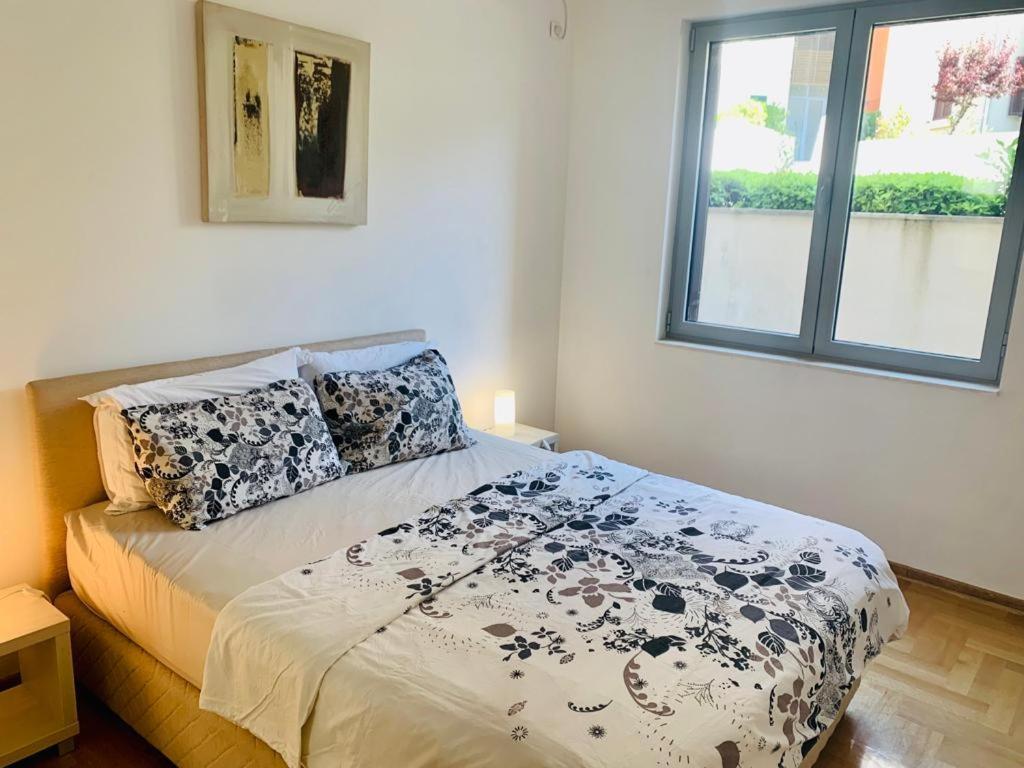 Lavender Bay Apartment F8 Donji Morinj Ngoại thất bức ảnh